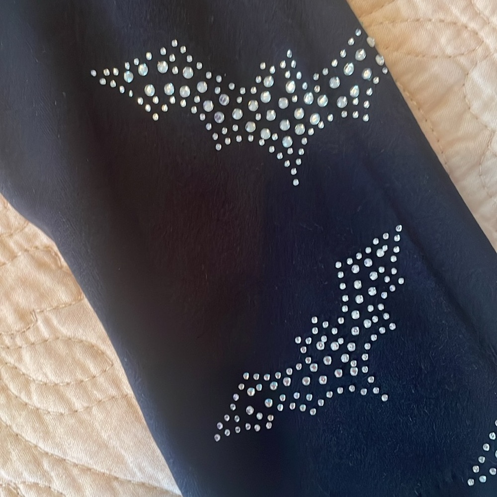 Sparkly bat leggings for Halloween lovers